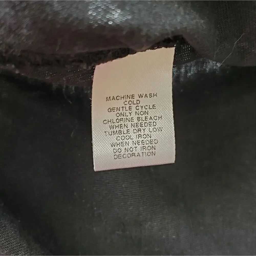 Ann Taylor Classic Black T Shirt Women's Size M Gold Trim‎ Cap Sleeve Minimalist - Picture 8 of 9